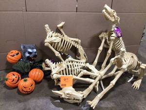 lot 20 image: Lot of Assorted Halloween Decorations  Missing Pieces Open Box Customer Returns See Terms on Auction
