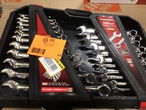 lot 63 image: Husky SAEMM Combination Wrench Set (24-Piece) Customer Returns See Terms on Auction