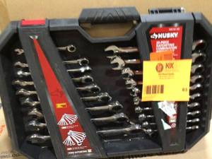 lot 83 image: Husky Ratcheting SAEMM Combination Wrench Set (20-Piece) Customer Returns see Terms on Auction