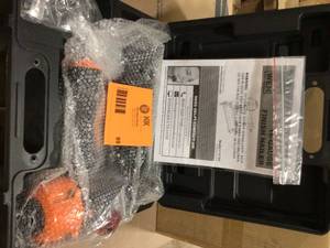 lot 89 image: WEN Pneumatic 16-Gauge Straight Finish Nailer with Carrying Case Customer Returns  See Terms on Auction