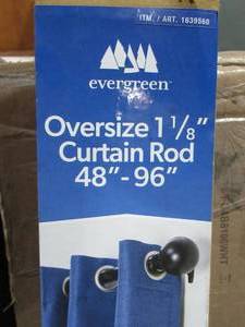 lot 21 image: Evergreen Oversize Curtain Rod-Matte Black