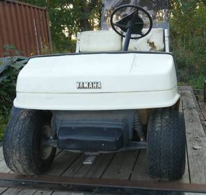 lot 2 image: Yamaha electric Golf cart