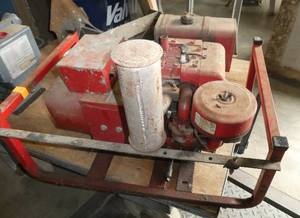lot 10 image: 3,000 Watt generator