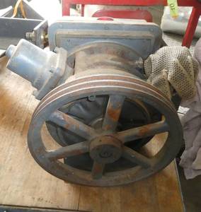 lot 11 image: DuoSeal vacuum pump
