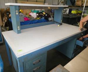 lot 23 image: Work Bench with electrical outlets