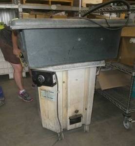 lot 24 image: Parts washing station