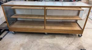 lot 39 image: Vintage Display Case - 96 wide x 25 deep x 42 tall