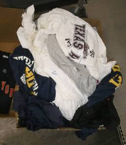 lot 40 image: 55 adult tshirts Small to 2XL