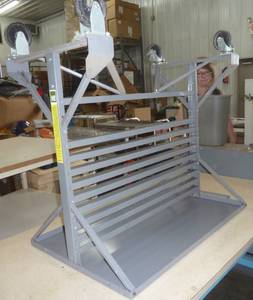 lot 47 image: Table on wheels 24x36