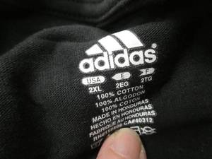lot 89 image: 20 Mens size 2XL tshirts
