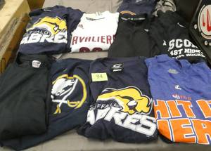 lot 94 image: 12 size Medium