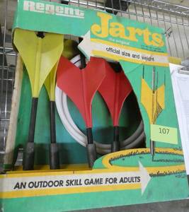 lot 107 image: vintage lawn darts