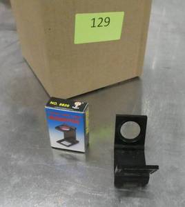 lot 129 image: 29 New magnifier loupes