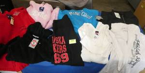 lot 159 image: Group of Womens size Medium clothing