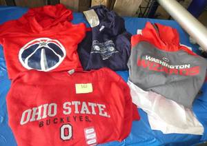 lot 162 image: Boys size Large hoodies