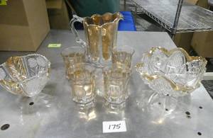 lot 175 image: Group of vintage gold wash glassware