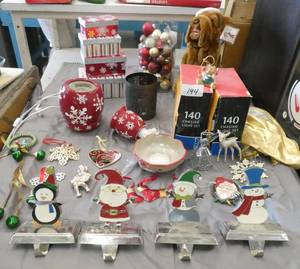 lot 194 image: Lot of Christmas items - the night lights and candle holder are new with the boxes