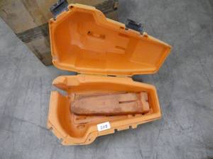 lot 208 image: Empty Stihl chainsaw case