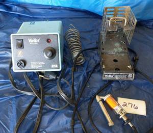 lot 276 image: Weller WTL1000 soldering station, no iron, desoldering head
