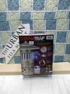DynaTrap 12 Acre Tungsten Insect and Mosquito Trap With 2 Replacement Bulbs