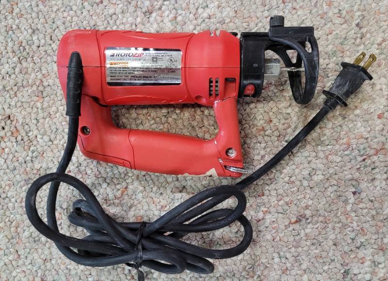 lot 42 image: Rotozip SLS01 Cutting Tool