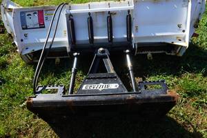 lot 5 image: Blizzard SnowEX Speeding Wing Universal Mount Bobcat Skid Loader Skid Steer 9 Snow Plow