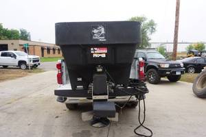 lot 11A image: Buyers Salt Dog Model SHPE2000 Truck Bed Salt Spreader