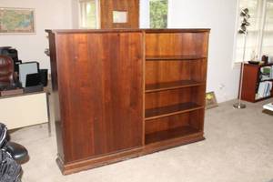 Reversible Wooden Bookshelf w Adjustable Shelves