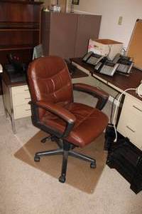 Executive Rolling Office Arm Chair