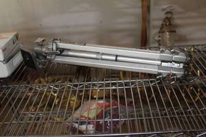 lot 182 image: Velbon VGB-3 Tripod