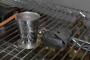 lot 199 image: 4 Stainless Steel Expandable Cup
