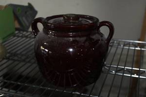 lot 235 image: USA Ceramic Cookie Jar