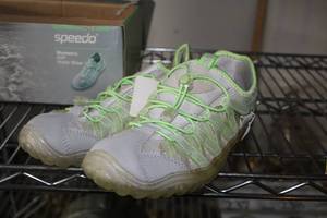 lot 236 image: Speedo Ladies Running Shoes Size 9