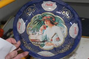 lot 89 image: Coca-Cola Serving Tray