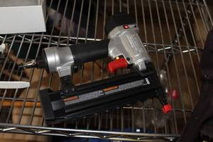 lot 262 image: Porter-Cable BN200SB 2 18-GA Air Brad Nailer