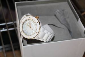 lot 268 image: Oceanaut Womens Wrist Watch with Case