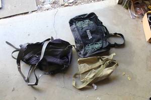 lot 285 image: Lot of (3) Carry Bags