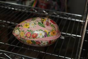 lot 332 image: Vintage 1950s Mattel #513 Music Box