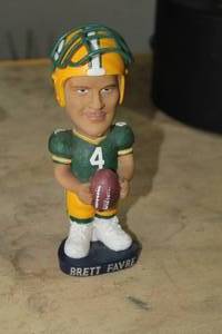 lot 378 image: 7 Brett Favre #4 Green Bay Packers Bobble Head Doll