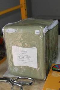 lot 372 image: Target Home Size Queen Flannel Sheet Set