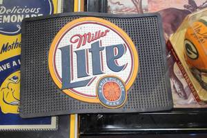 lot 16 image: Miller Lite Rubber Mat