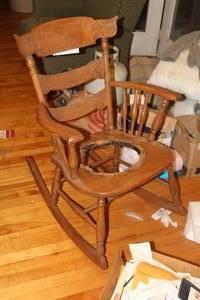 lot 31 image: Wooden Rocking Chair