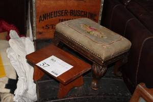 lot 57 image: Lot of (2) Stools