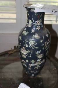lot 53 image: Mark B Slate Fishtail Porcelain Table Vase