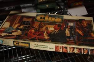 lot 390 image: Parker Brothers Clue Board Game