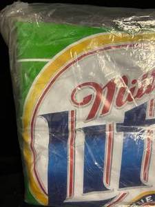 lot 4 image: NEW Miller Light Inflatable Couch