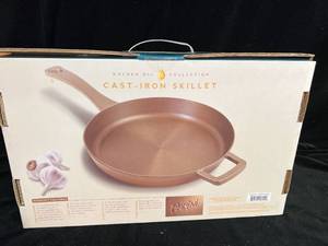 lot 36 image: New Parini Cast Iron Skillet 10