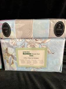 lot 51 image: New Lot of 2 Bed Sheet Sets