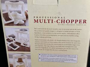 lot 79 image: NEW Williams Sonoma Professional Multi-chopper
