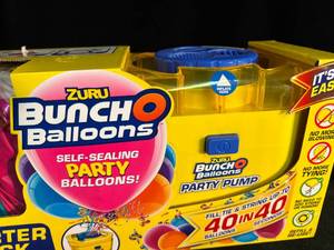lot 94 image: Zuru Bunch of Balloons